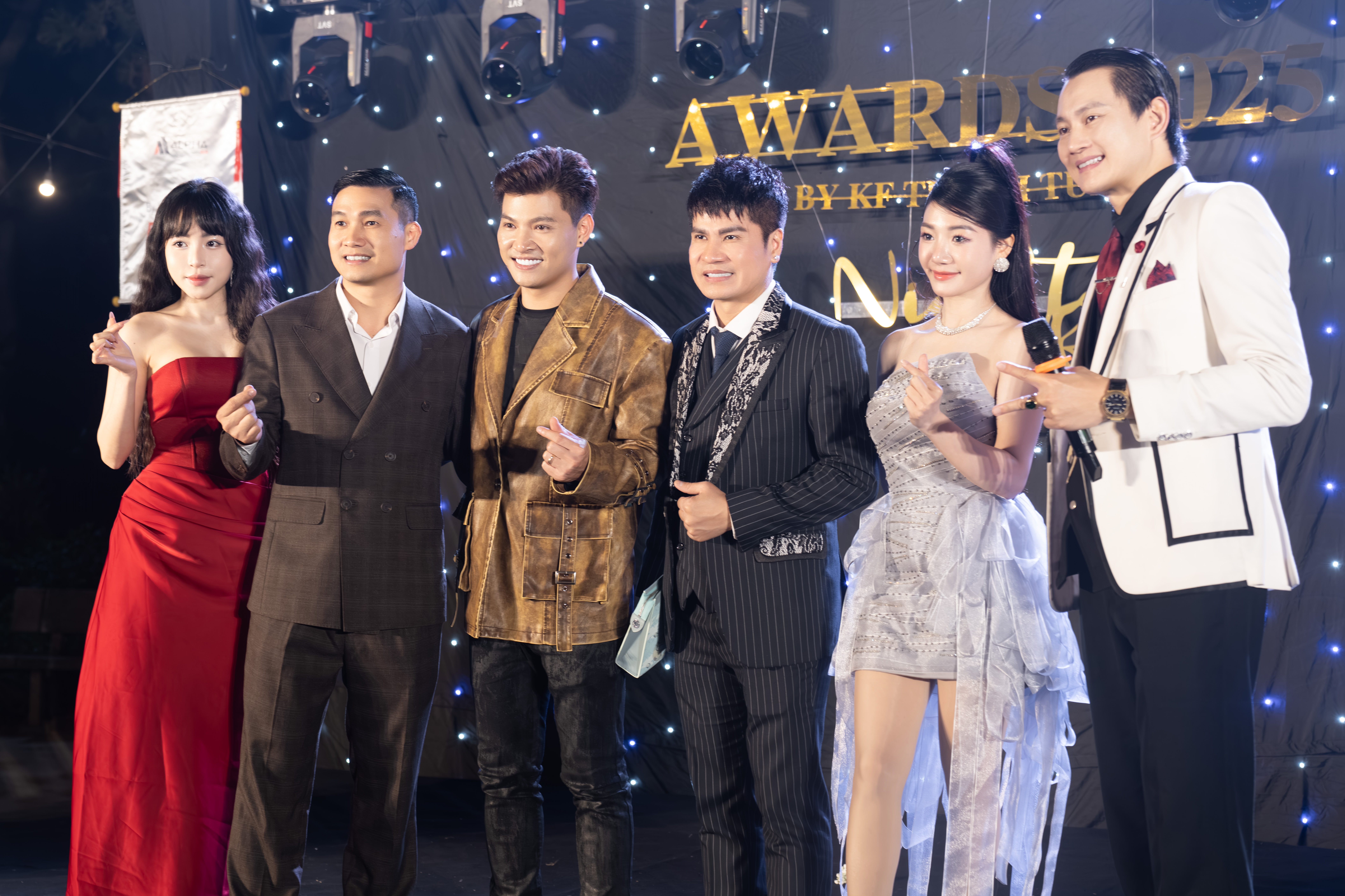 CÂU LẠC BỘ YÊU THUYẾT TRÌNH