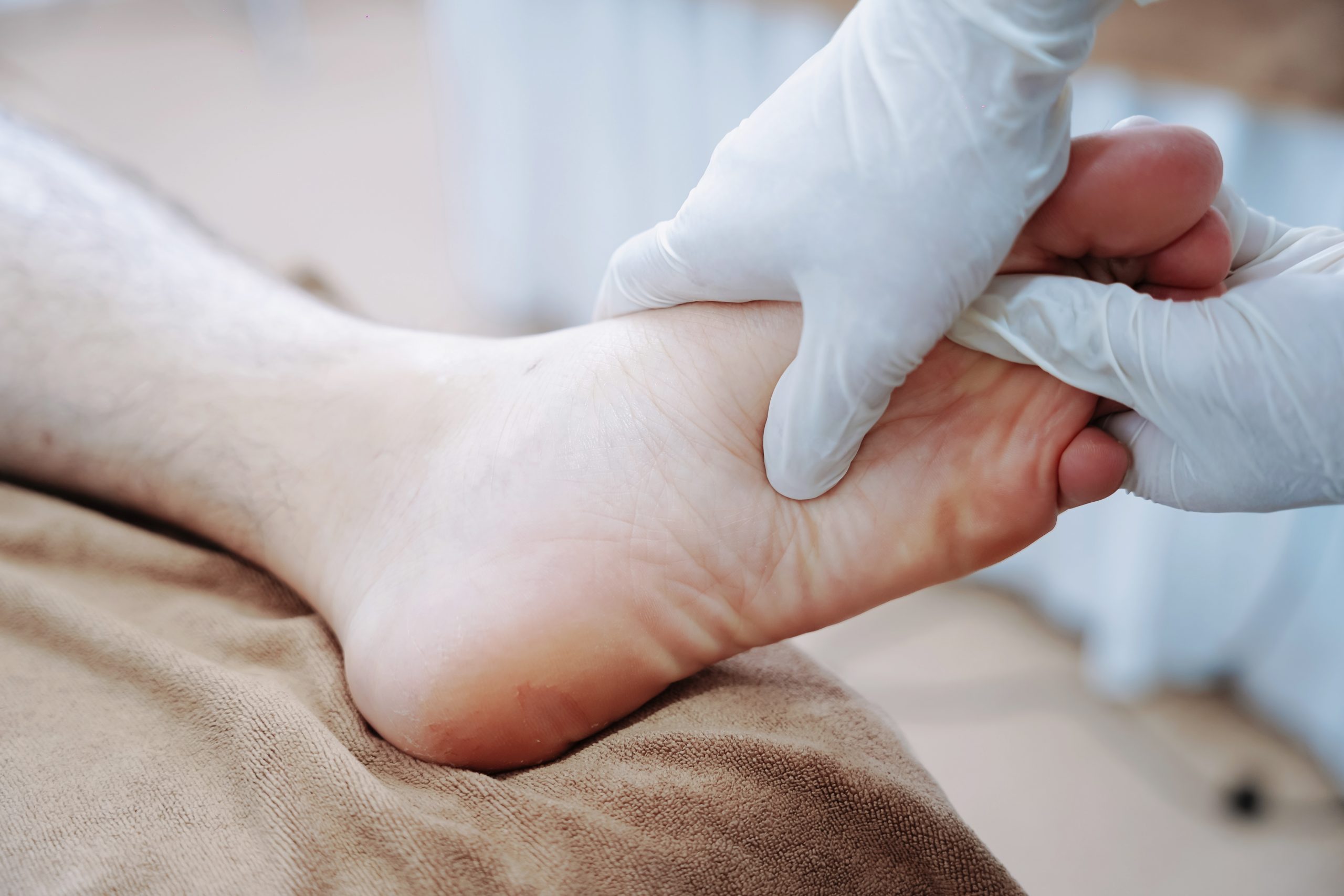 DV02 - CHĂM SÓC CHÂN CHUYÊN SÂU